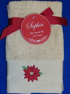 Christmas Bath Set 2 Fingertip Towels Tan Red Poinsettia Flower Finger Tip NEW